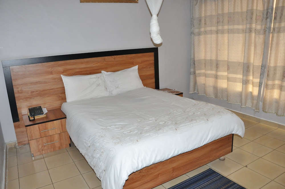 Standard Room photo 3