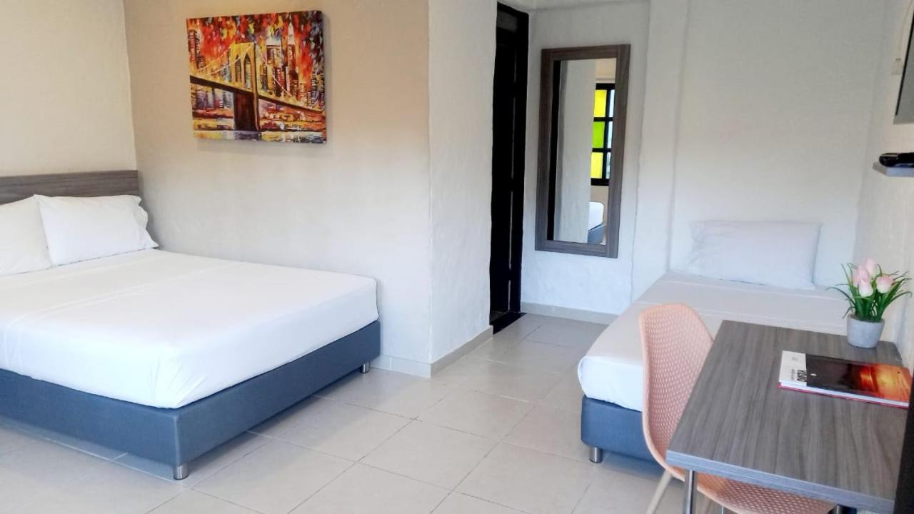Standard Triple Room photo 3