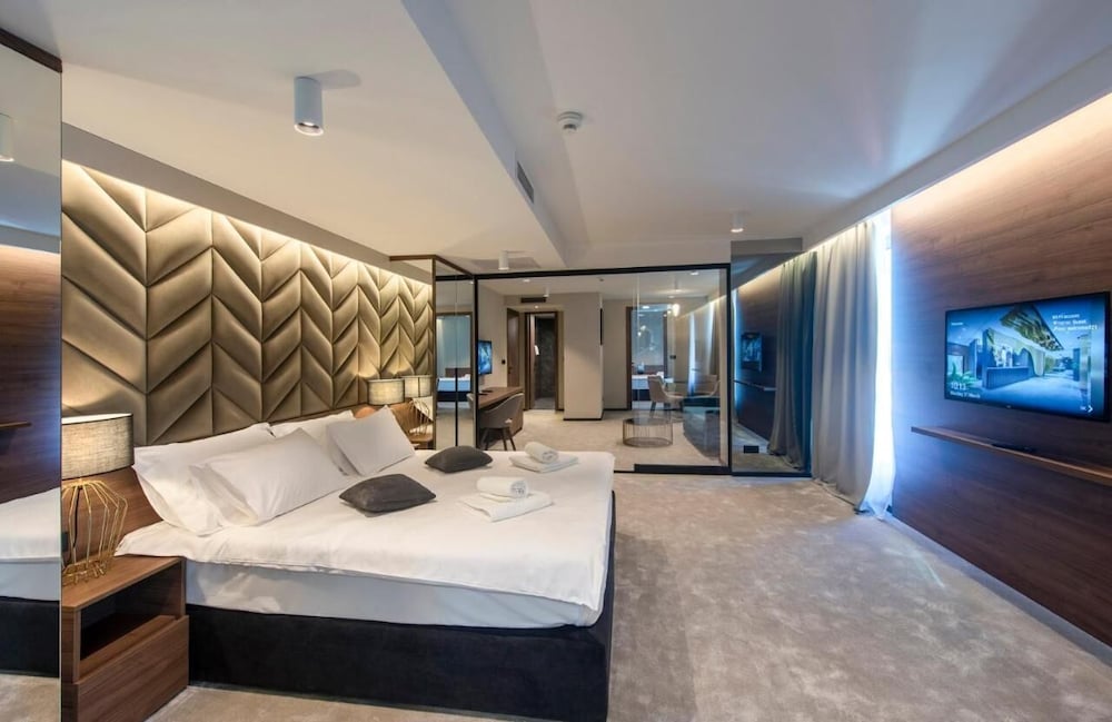 Superior Suite