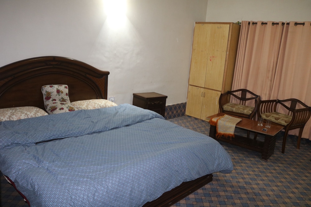 Standard Double Room - Photo 2