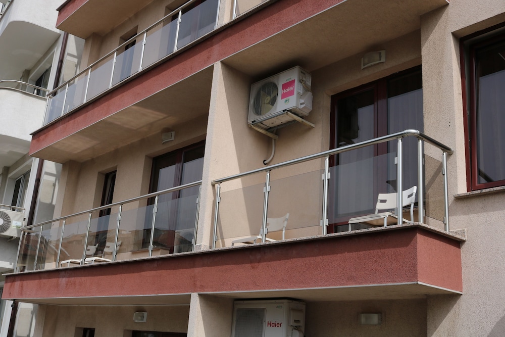 Deluxe Double Room, Balcony - Photo 8
