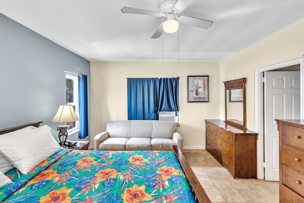 Studio Suite photo 3