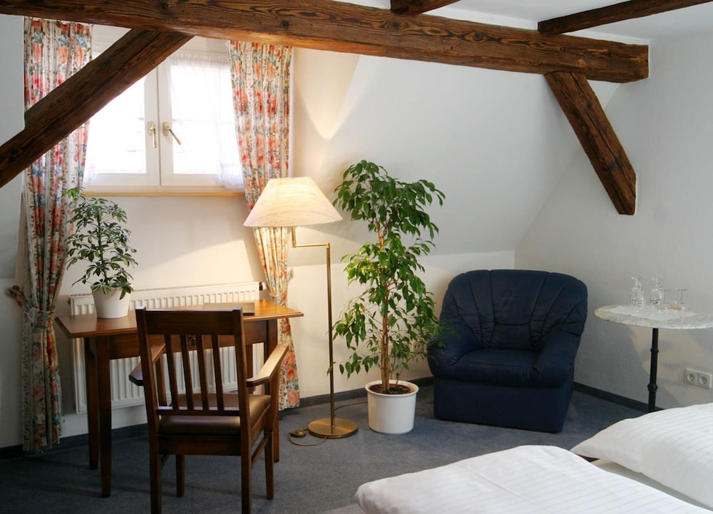 Double Room - Photo 2