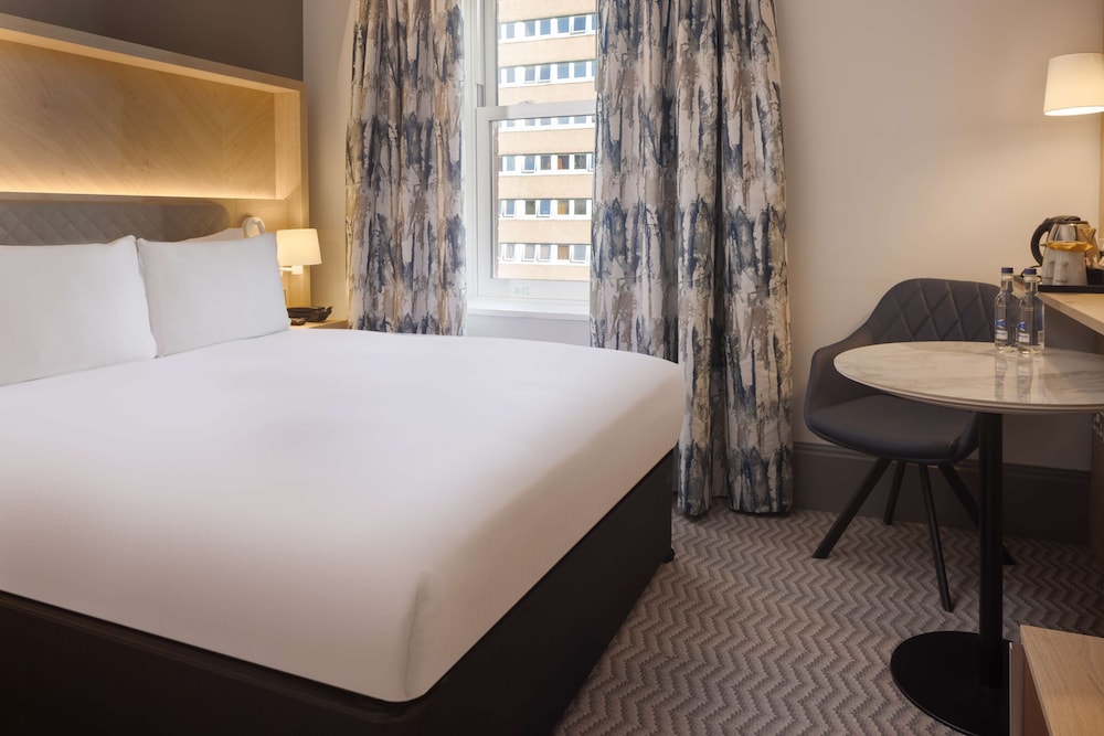 Room, 1 Double Bed - Photo 4