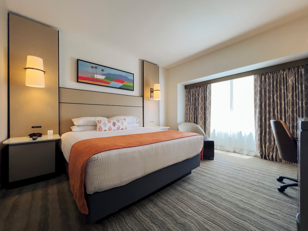 Deluxe Room, 1 King Bed
