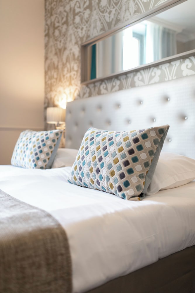 Standard Double or Twin Room, City View - Photo 4