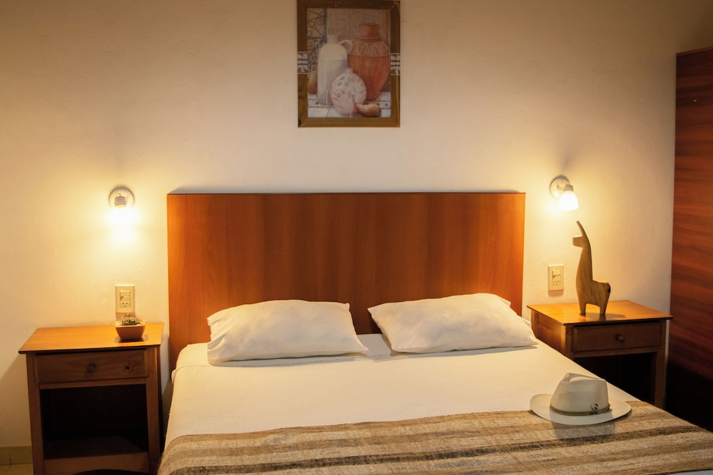 Economy Triple Room