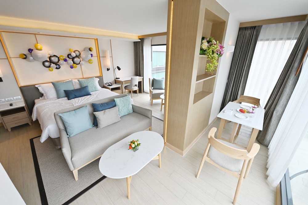 Royal Suite - Photo 1