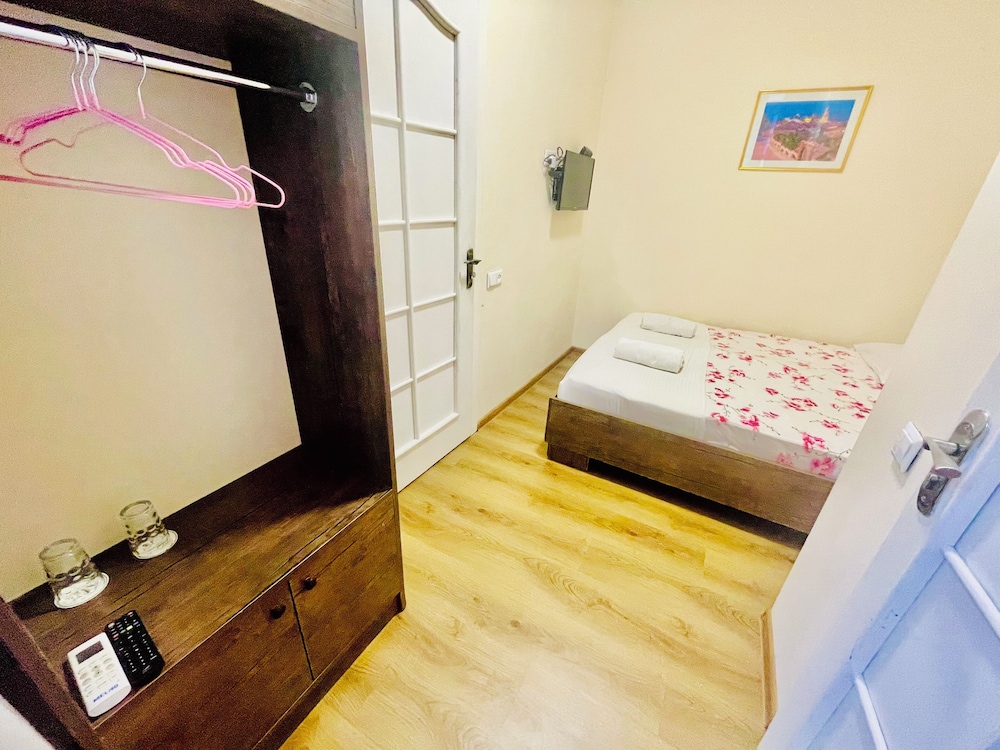 Economy Room photo 2