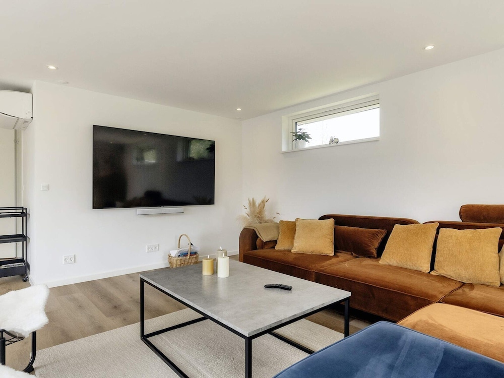 House photo 2
