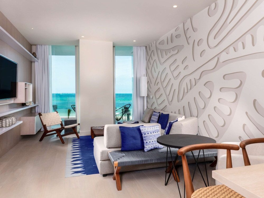 Deluxe Suite, 1 Bedroom, Oceanfront