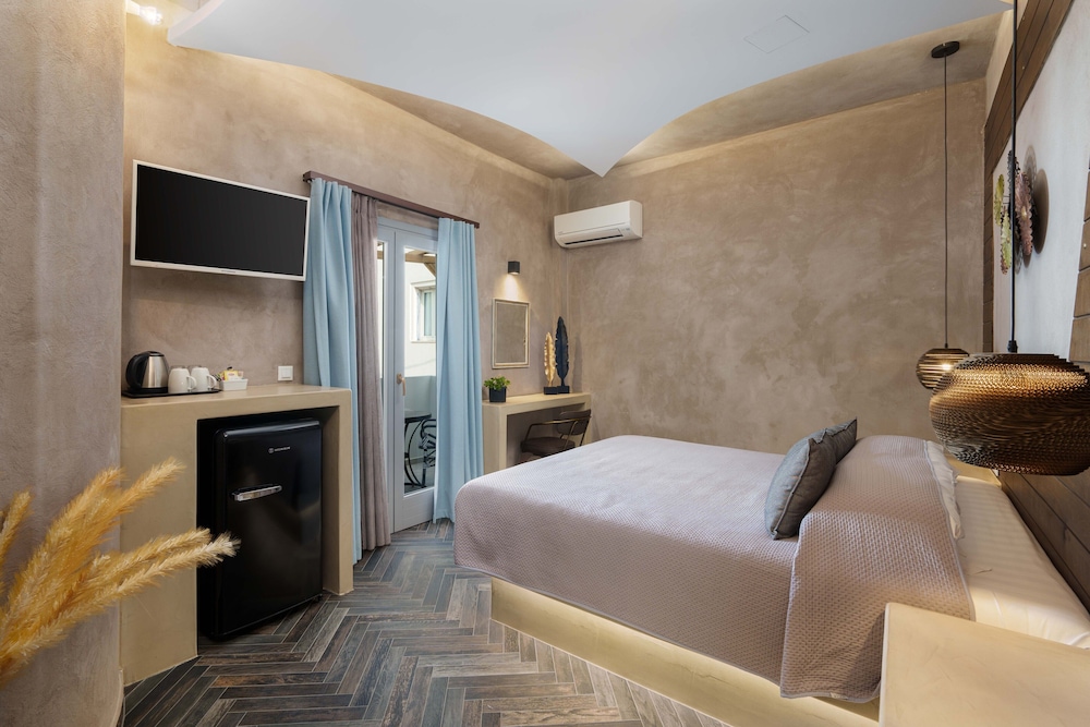 Deluxe Double Room - Photo 1