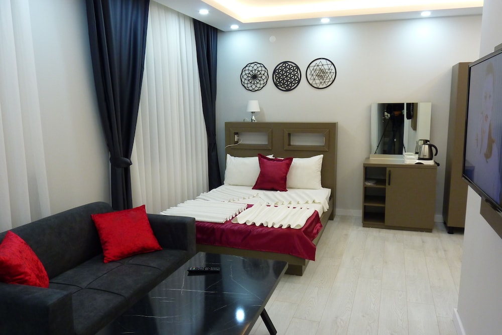 Exclusive Studio Suite