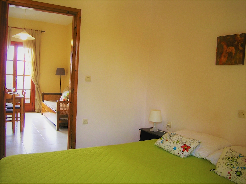 Apartment, 1 Bedroom - Photo 2