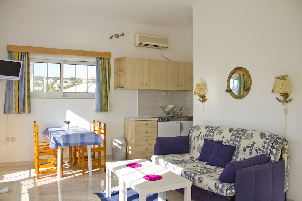 Apartment, 1 Bedroom, Sea View photo 1