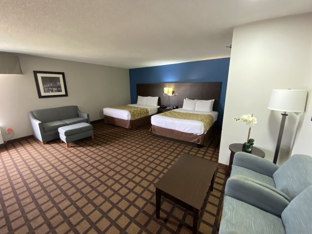 Studio Suite, 2 Queen Beds, Non Smoking - Photo 3