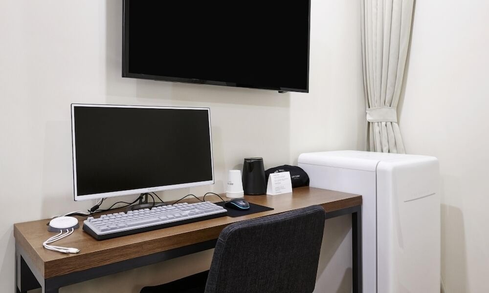 Standard Room (Single Use) - Photo 6