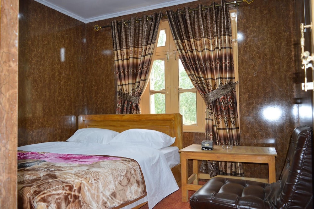 Deluxe Double Room photo 3