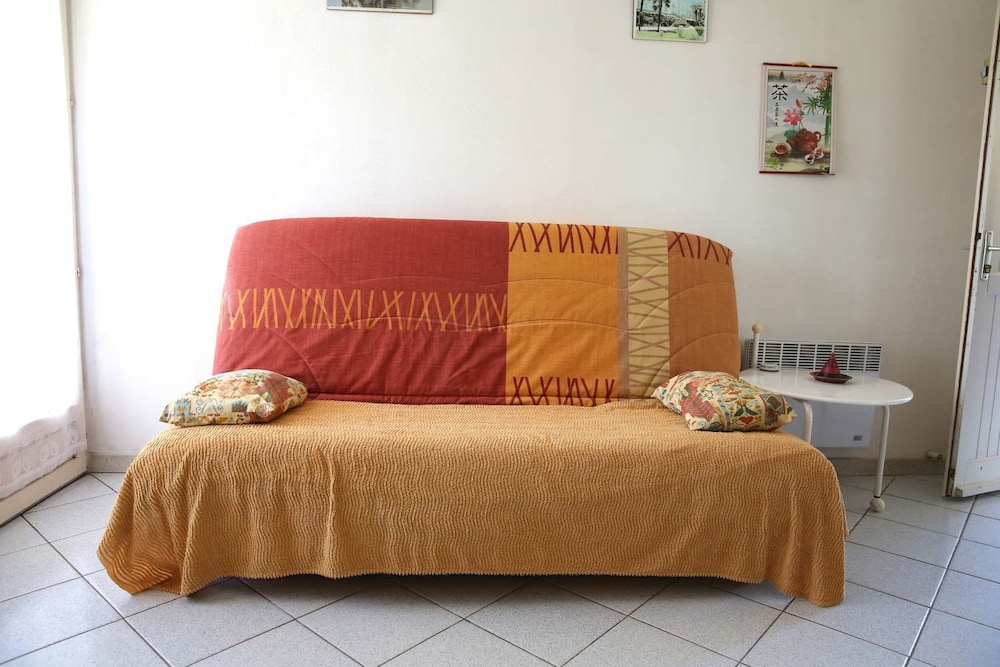 Studio, Ensuite (Type A)