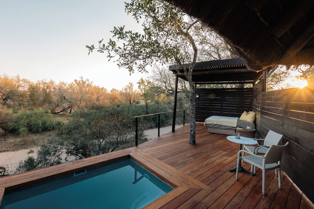 Waterhole Suite photo 2