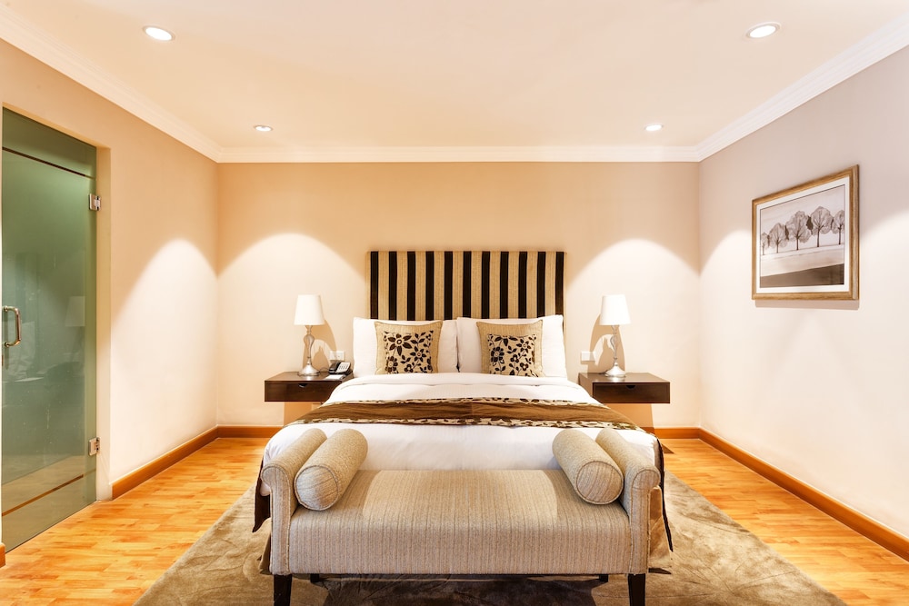 Suite, Non Smoking (Regent)