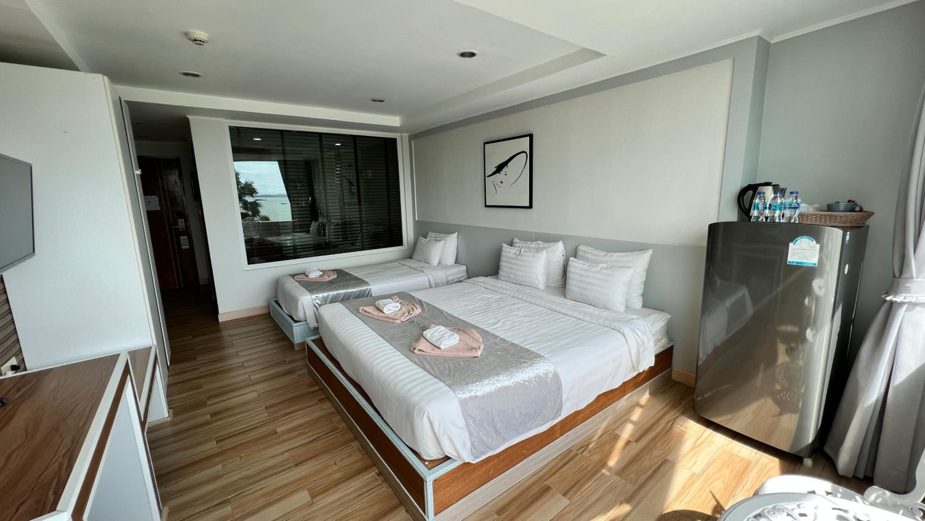 Triple Room with Sea View