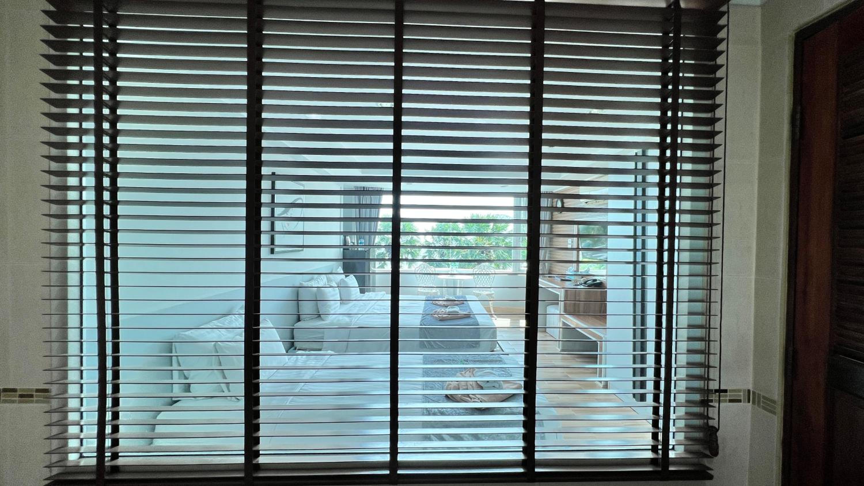 Triple Room with Sea View thumbnail 5