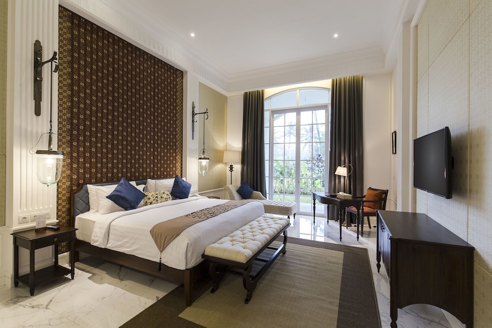 Premier Room thumbnail 5