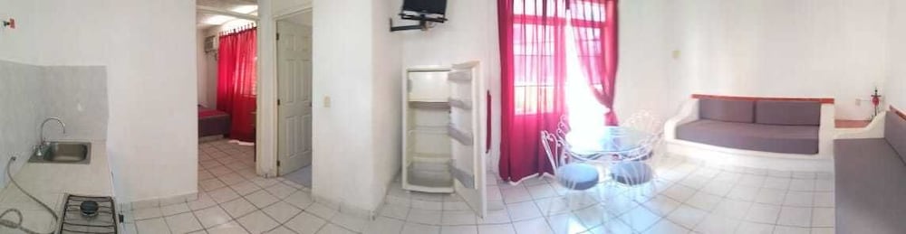 Family Apartment photo 3