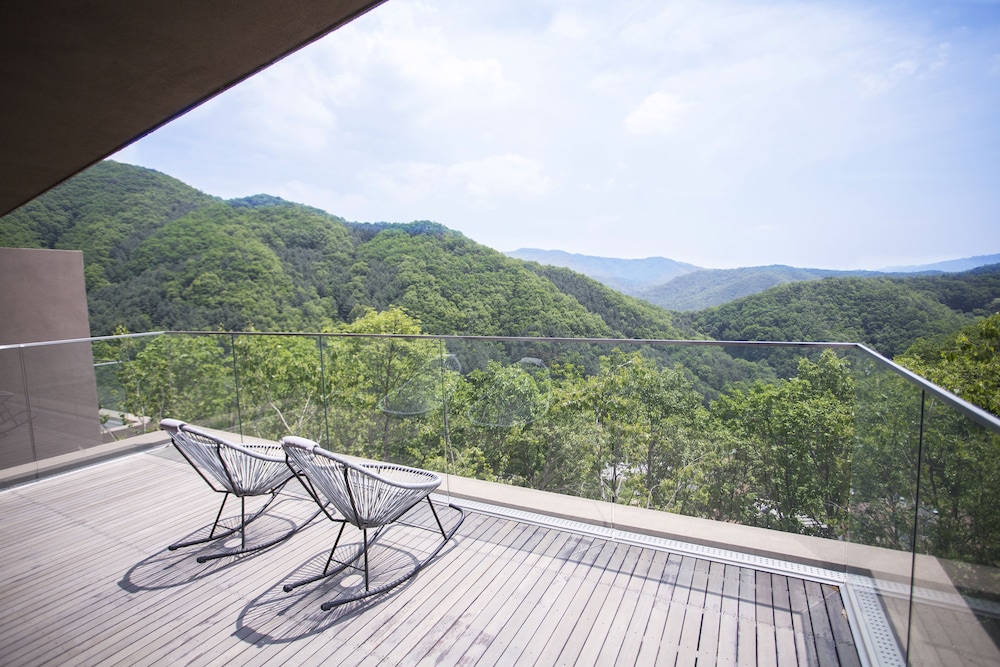 Forest Villa Deluxe (2 Pax Breakfast & Dinner / Facilities) Maximum 2 Pax photo 3