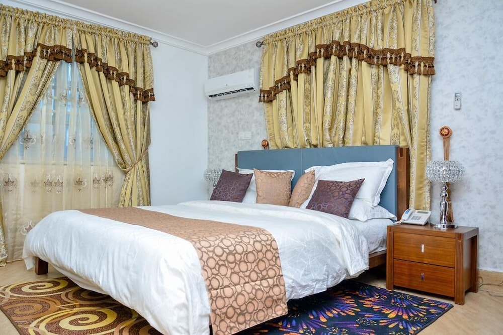 Standard Room - Photo 1