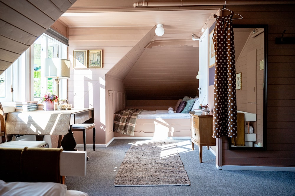 Family Room (Fjord View)