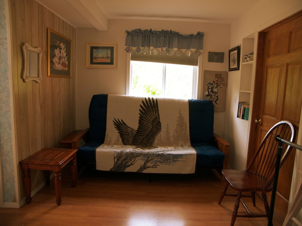 Family Room, 1 Bedroom, Refrigerator, Annex Building photo 1