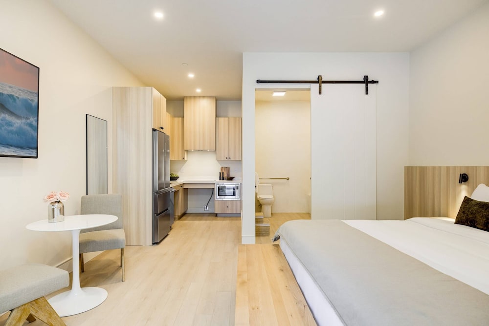 Executive Apartment, 1 King Bed photo 3