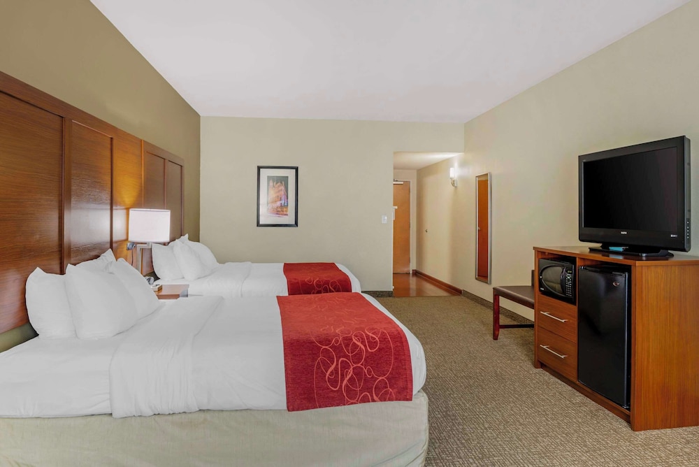 Studio Suite, 2 Queen Beds, Accessible, Non Smoking (Accessible Tub) photo 1