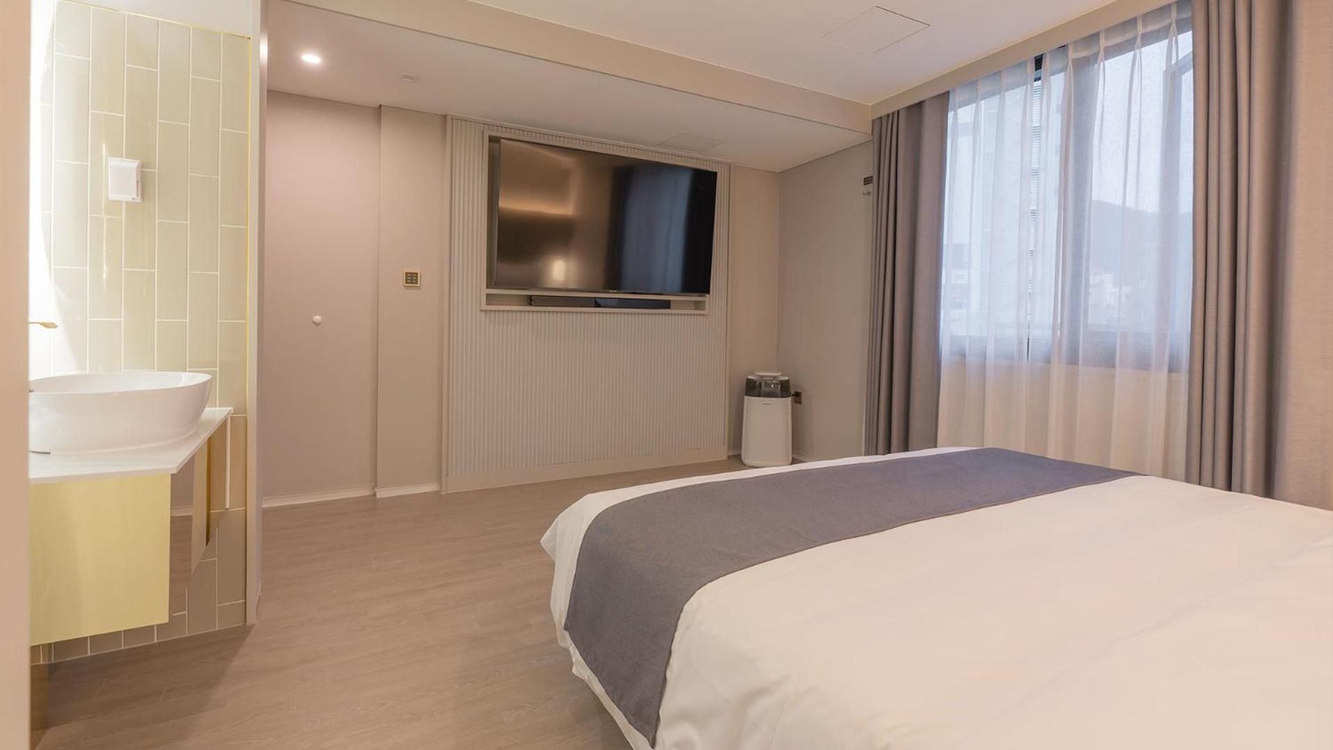Standard Room photo 3