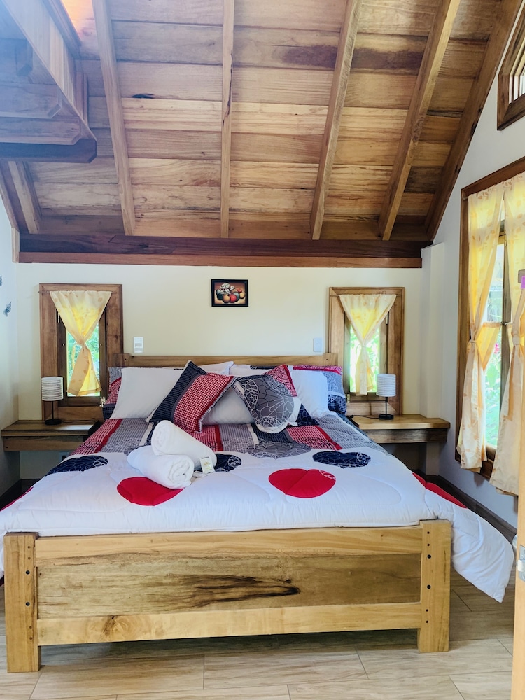 Classic Quadruple Room, 2 Queen Beds, River View photo 2