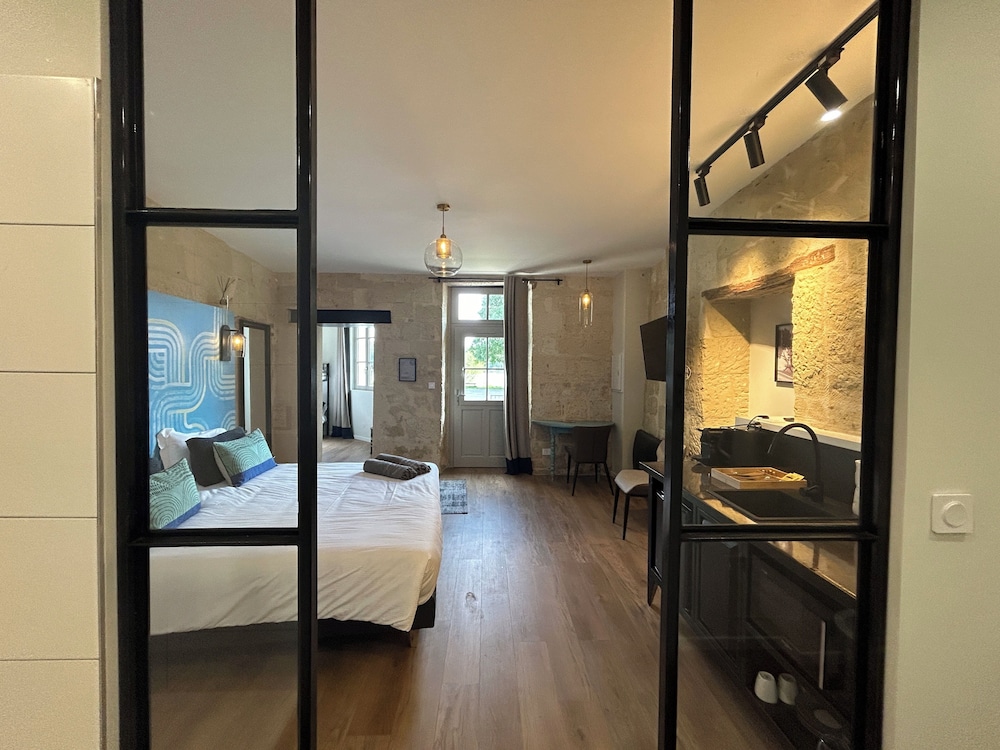 Deluxe Quadruple Room photo 3