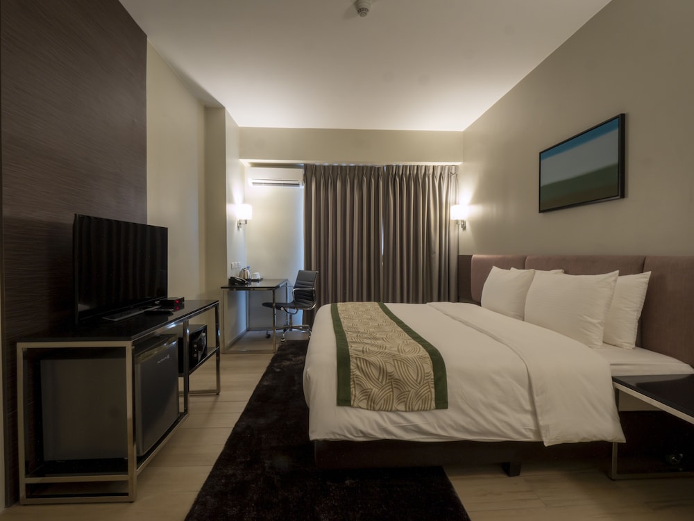 Deluxe Room - Photo 2