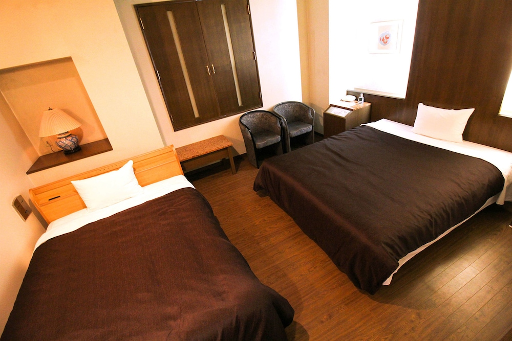 Twin Room, 2 Twin Beds photo 3