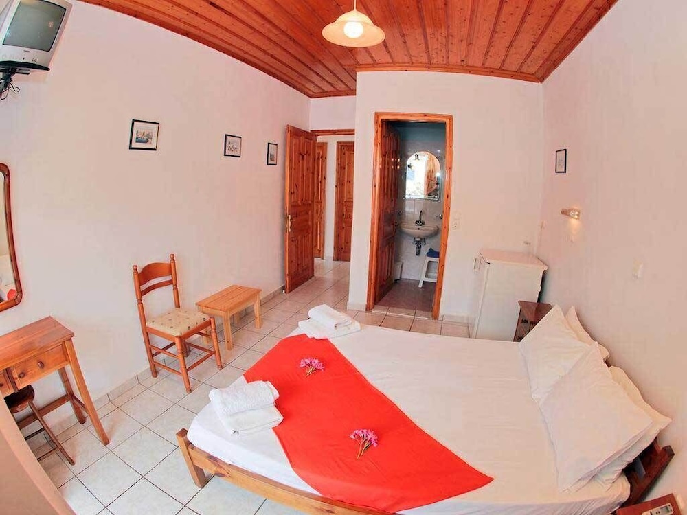 Economy Double or Twin Room - Photo 2