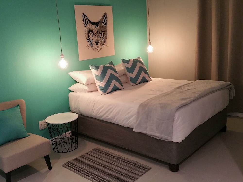 Studio 4 - Double Room