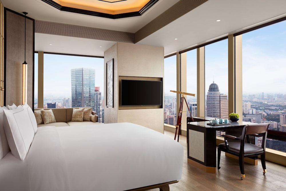 Room, 2 Twin Beds (View) - Photo 3