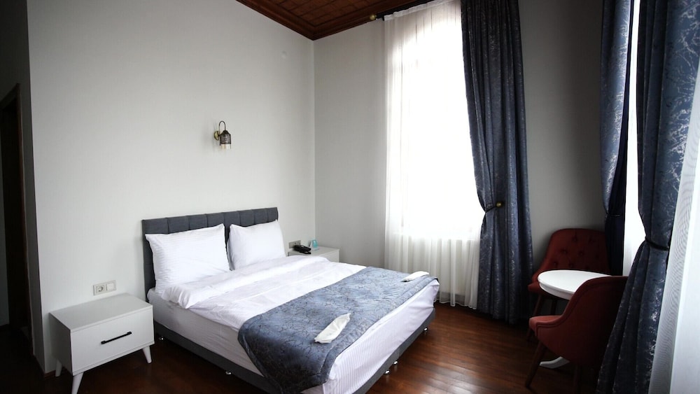Grand Room photo 1