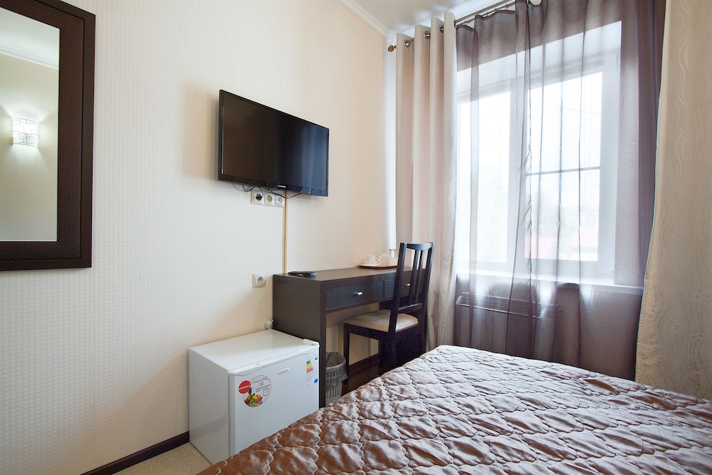 Standard Double Room photo 3