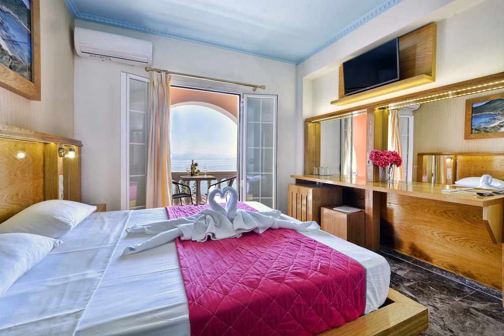 Double Room - Photo 2