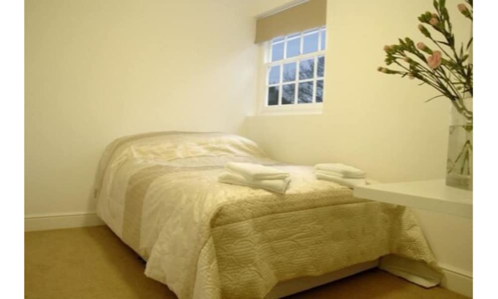 Double Room, Ensuite (Room 6, Small) photo 2