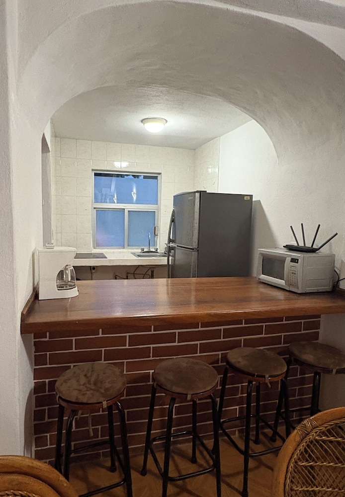 Family Apartment, 2 Bedrooms, Terrace photo 3