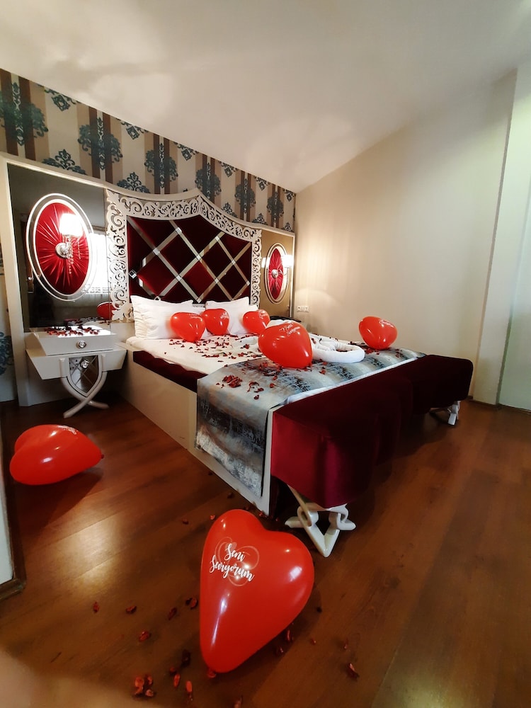 King Suite with Sea View photo 1
