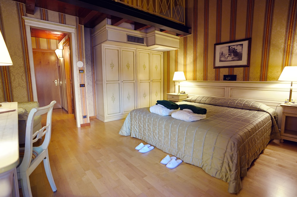 Junior Suite - Photo 2